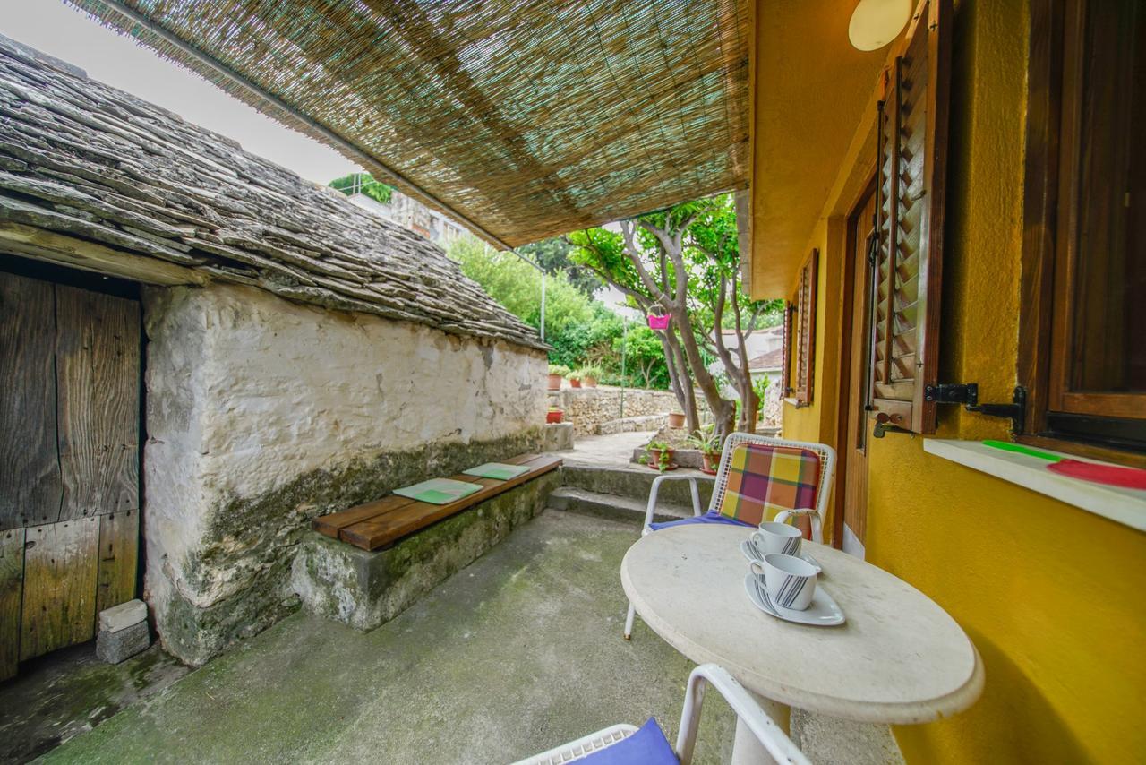 Holiday Home Jere Postira Bagian luar foto